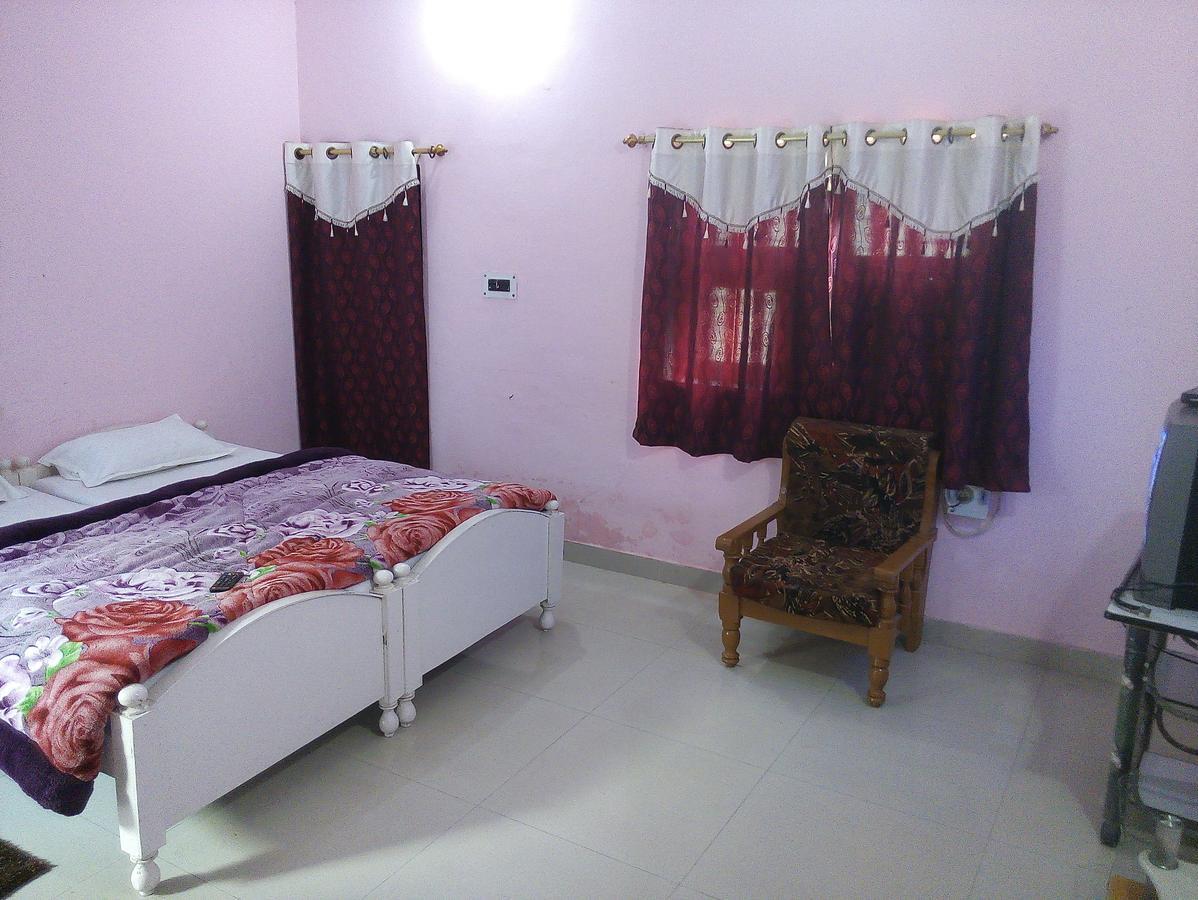 Hotel Shri Mahant Orchha 5 Mint Walking From Ram Raja Temple Экстерьер фото